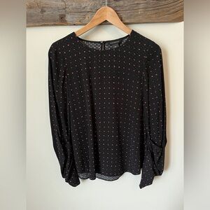 Club Monaco ditsy floral blouse 🌟
